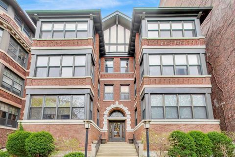 Tiny photo for 5637 N KENMORE Avenue #3, Chicago, IL 60660 (MLS # 12614603)