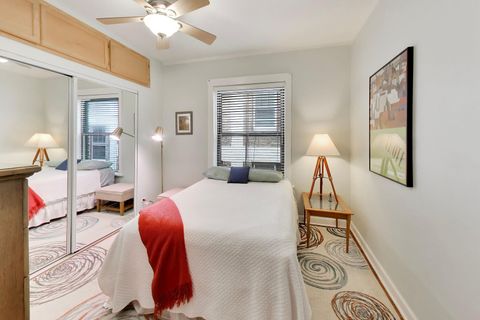 Tiny photo for 5637 N KENMORE Avenue #3, Chicago, IL 60660 (MLS # 12614603)