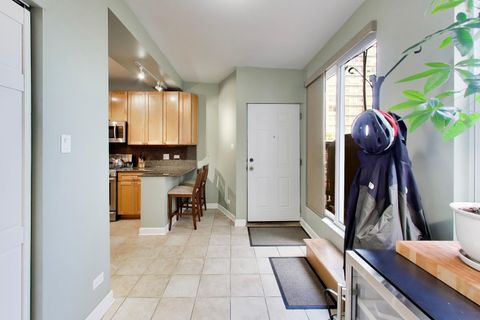 Tiny photo for 5637 N KENMORE Avenue #3, Chicago, IL 60660 (MLS # 12614603)