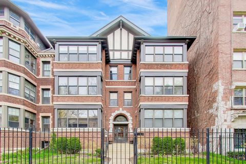 5637 N KENMORE Avenue 3 Chicago IL 60660