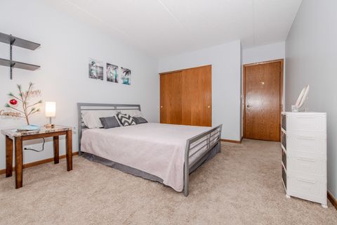Tiny photo for 1504 Woodbridge Road #2E, Joliet, IL 60436 (MLS # 12496990)
