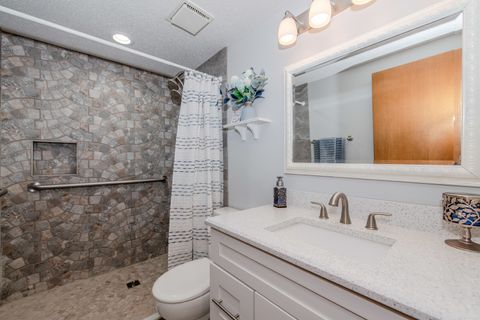 Tiny photo for 1504 Woodbridge Road #2E, Joliet, IL 60436 (MLS # 12496990)