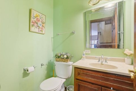 Tiny photo for 5733 W 97th Street, Oak Lawn, IL 60453 (MLS # 12646462)
