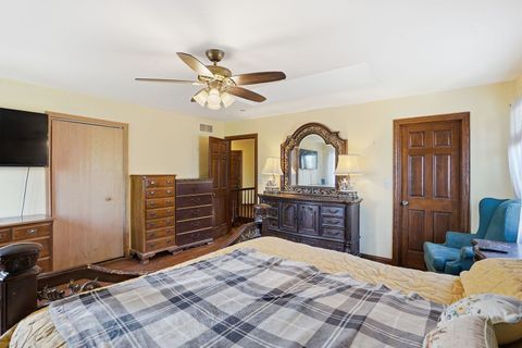 Tiny photo for 5733 W 97th Street, Oak Lawn, IL 60453 (MLS # 12646462)