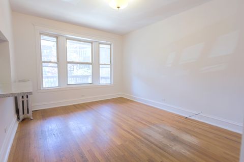 Tiny photo for 1057 W Berwyn Avenue #1, Chicago, IL 60640 (MLS # 12682955)
