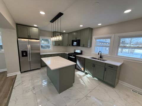 Tiny photo for 408 E End Avenue, Hillside, IL 60162 (MLS # 12555760)