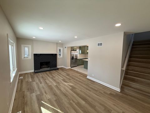 Tiny photo for 408 E End Avenue, Hillside, IL 60162 (MLS # 12555760)