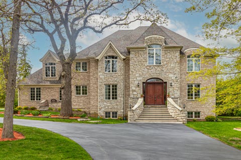 Photo of 1147 Steeple View Drive, Long Grove, IL 60047 (MLS # 12689411)