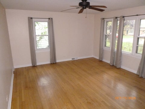Tiny photo for 2N145 Edgewood Avenue, Lombard, IL 60148 (MLS # 12786717)