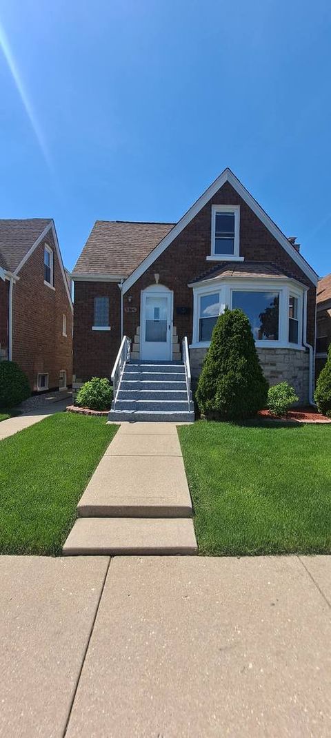 Tiny photo for 5110 S Latrobe Avenue, Chicago, IL 60638 (MLS # 12637928)