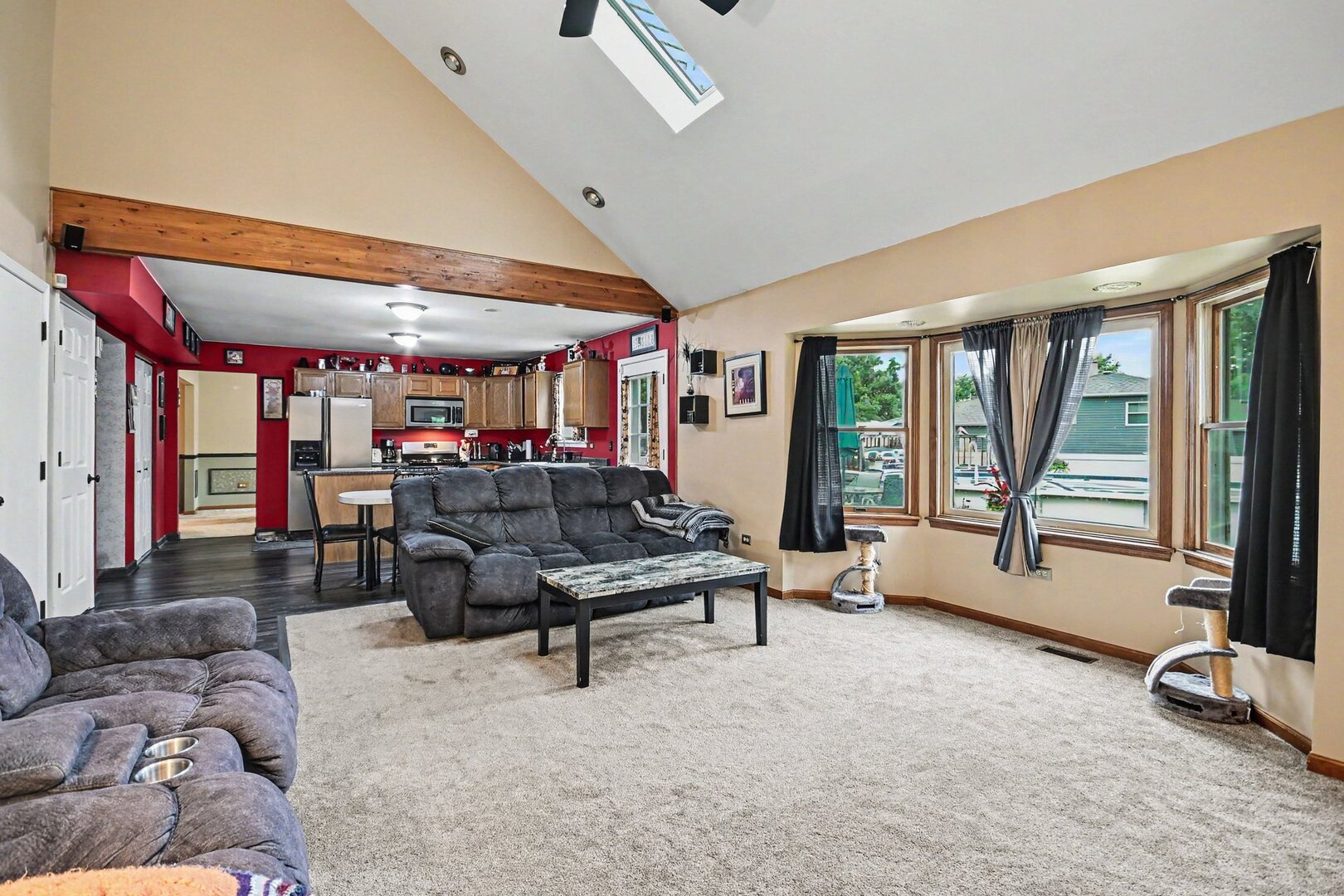 109 S Canyon Drive