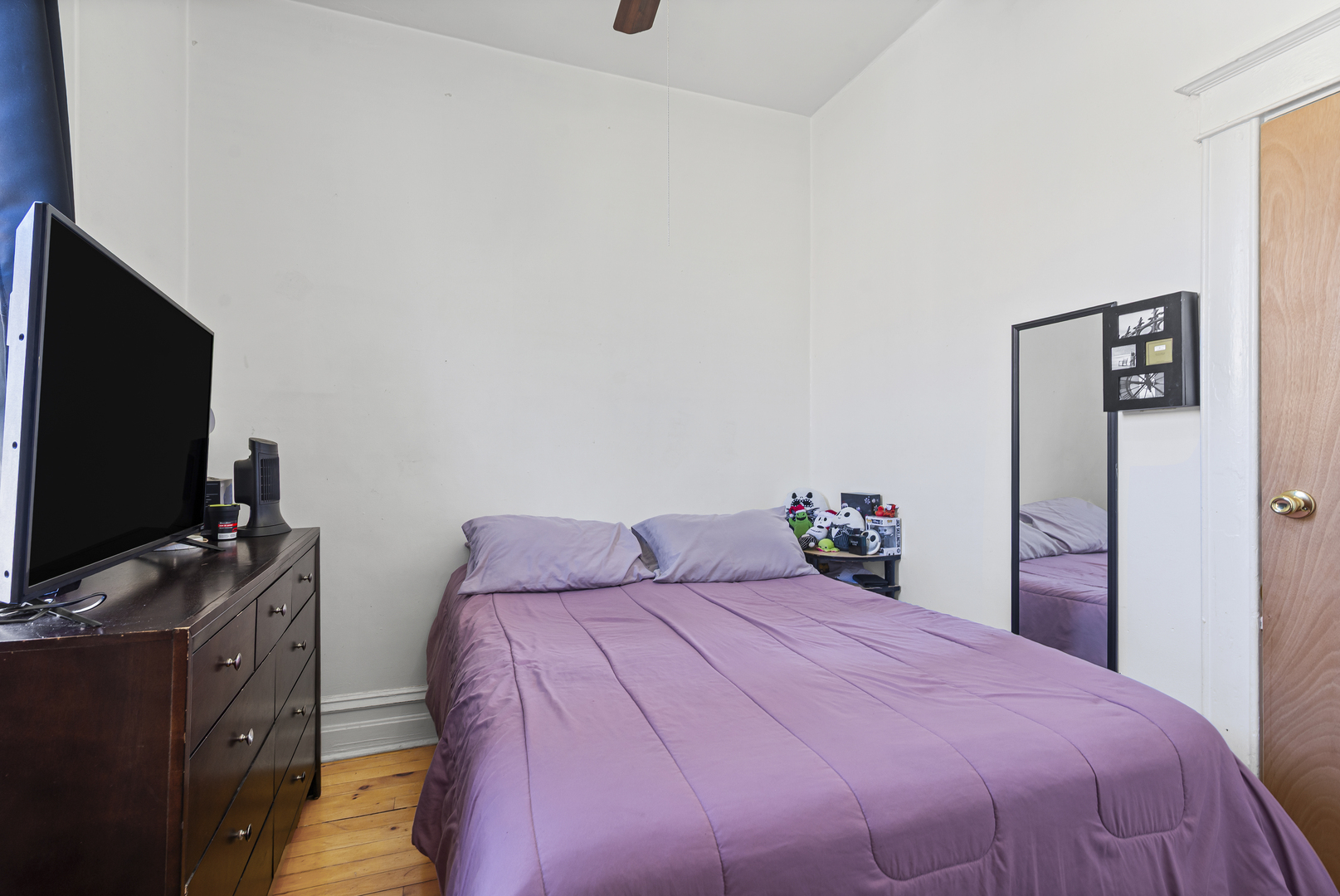 3535 S Hamilton Avenue