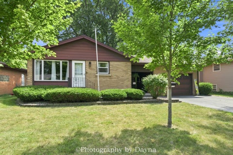 Tiny photo for 254 W Country Court, Bourbonnais, IL 60914 (MLS # 12747028)
