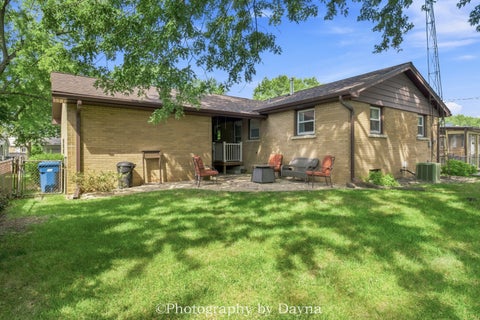 Tiny photo for 254 W Country Court, Bourbonnais, IL 60914 (MLS # 12747028)