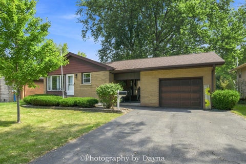 Photo of 254 W Country Court, Bourbonnais, IL 60914 (MLS # 12747028)
