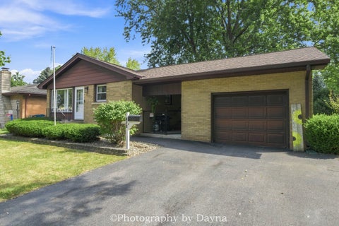 Tiny photo for 254 W Country Court, Bourbonnais, IL 60914 (MLS # 12747028)