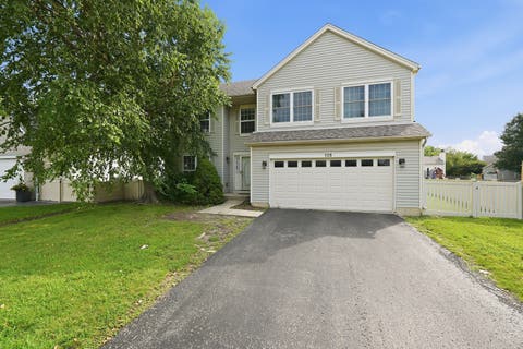 Photo of 135 Fairfield Drive, Romeoville, IL 60446 (MLS # 12727039)