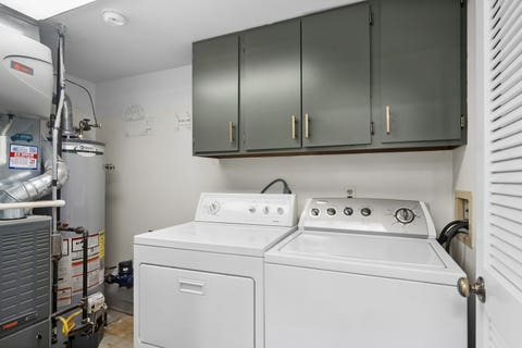 Tiny photo for 1422 James Court, Libertyville, IL 60048 (MLS # 12709366)