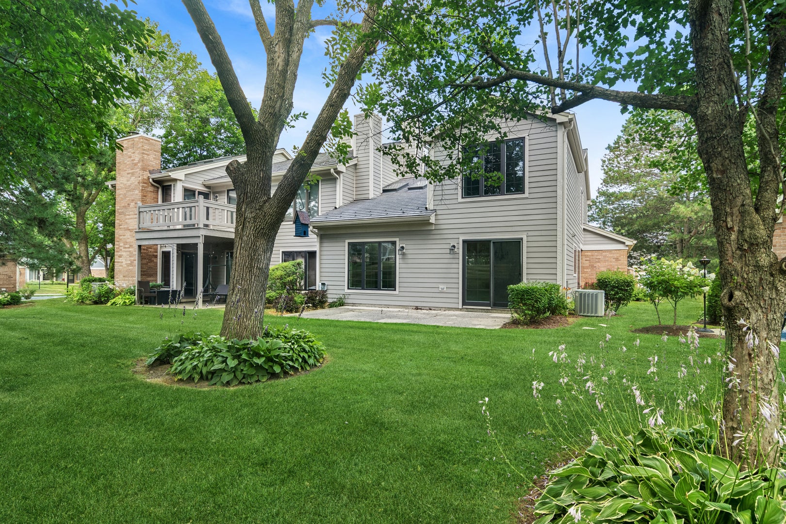 1422 James Court