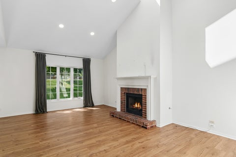 Tiny photo for 1422 James Court, Libertyville, IL 60048 (MLS # 12709366)