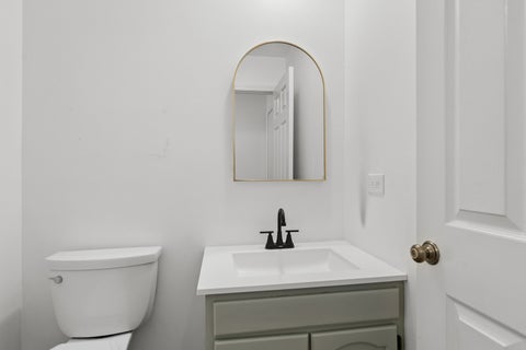 Tiny photo for 1422 James Court, Libertyville, IL 60048 (MLS # 12709366)