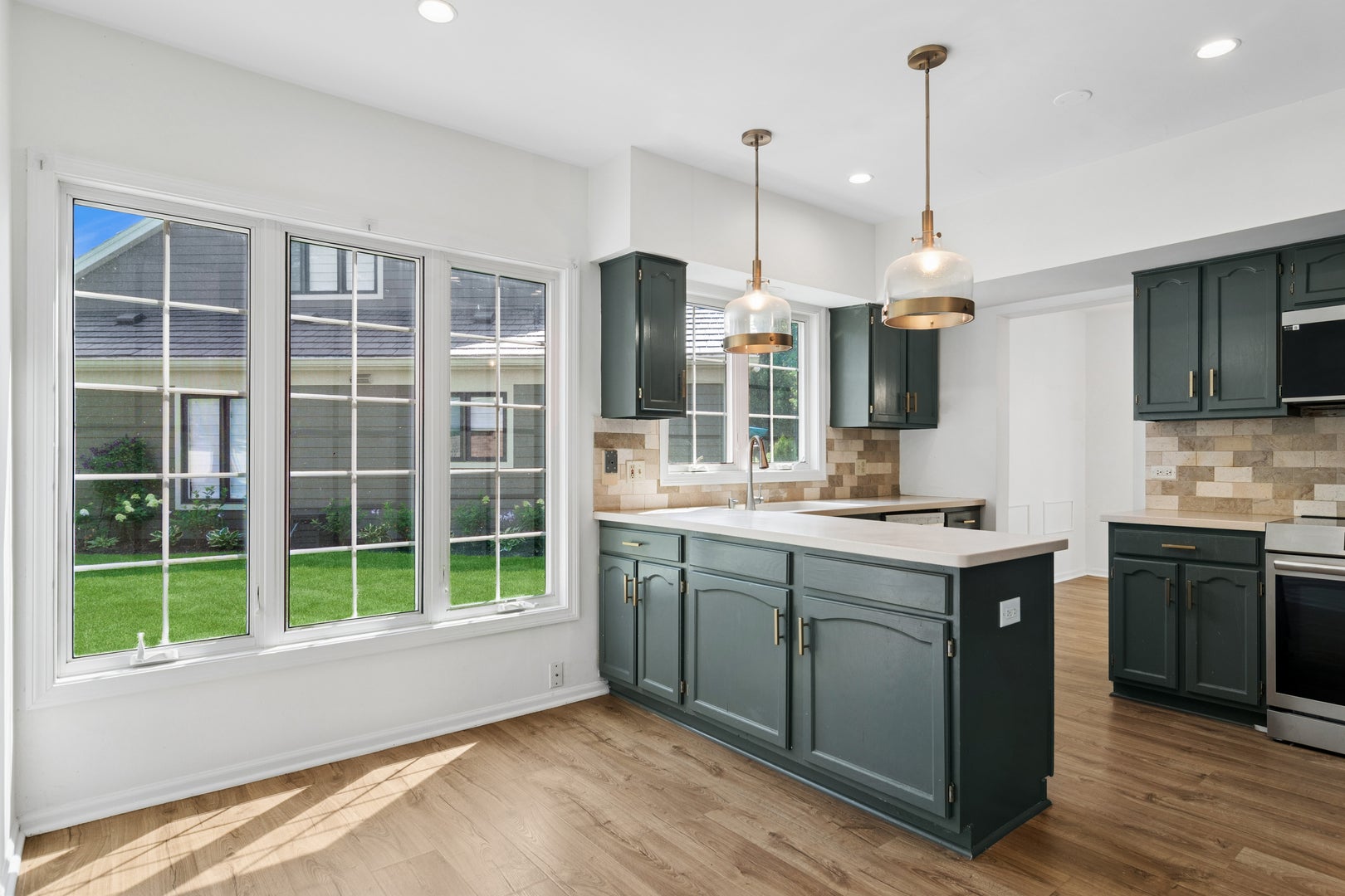 1422 James Court