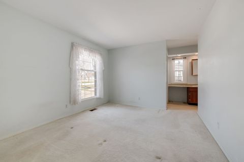 Tiny photo for 4 Barclay Court, Montgomery, IL 60538 (MLS # 12606740)