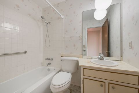 Tiny photo for 4 Barclay Court, Montgomery, IL 60538 (MLS # 12606740)