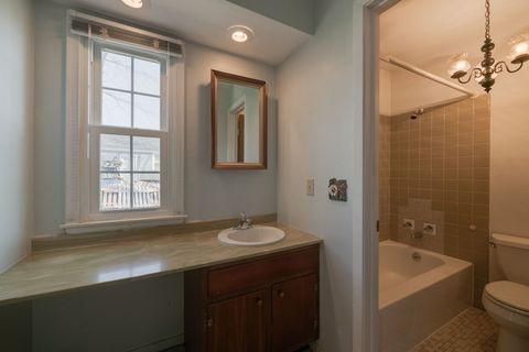 Tiny photo for 4 Barclay Court, Montgomery, IL 60538 (MLS # 12606740)