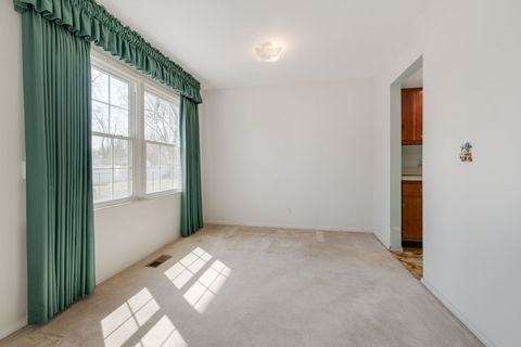 Tiny photo for 4 Barclay Court, Montgomery, IL 60538 (MLS # 12606740)
