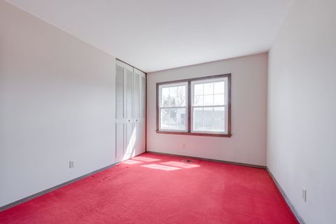 Tiny photo for 4 Barclay Court, Montgomery, IL 60538 (MLS # 12606740)