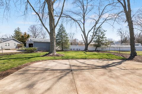 Tiny photo for 4 Barclay Court, Montgomery, IL 60538 (MLS # 12606740)