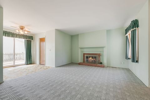 Tiny photo for 4 Barclay Court, Montgomery, IL 60538 (MLS # 12606740)
