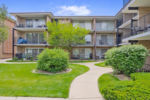 Tiny photo for 3175 W 115 Street #2W, Merrionette Park, IL 60803 (MLS # 12660802)