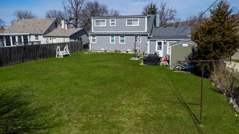 Tiny photo for 6737 104th Place, Chicago Ridge, IL 60415 (MLS # 12605000)