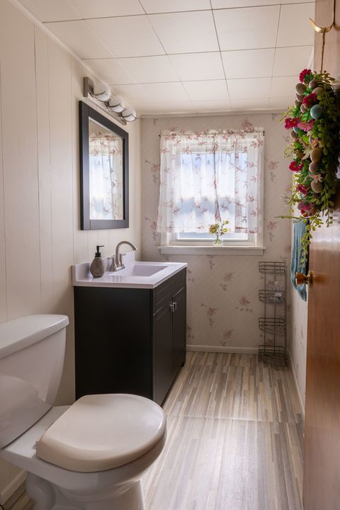 Tiny photo for 6737 104th Place, Chicago Ridge, IL 60415 (MLS # 12605000)