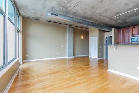 Tiny photo for 50 E 16th Street #814, Chicago, IL 60616 (MLS # 12553942)