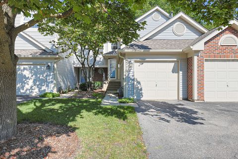 Tiny photo for 712 Shady Oaks Court, Elgin, IL 60120 (MLS # 12462919)