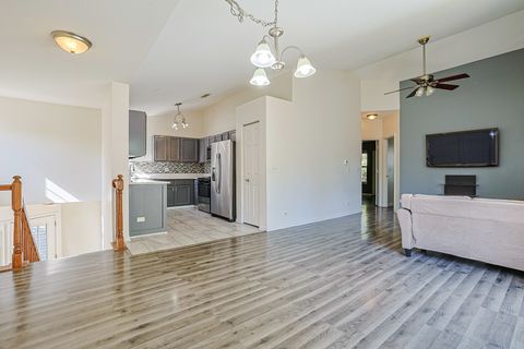 Tiny photo for 712 Shady Oaks Court, Elgin, IL 60120 (MLS # 12462919)