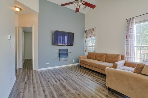 Tiny photo for 712 Shady Oaks Court, Elgin, IL 60120 (MLS # 12462919)