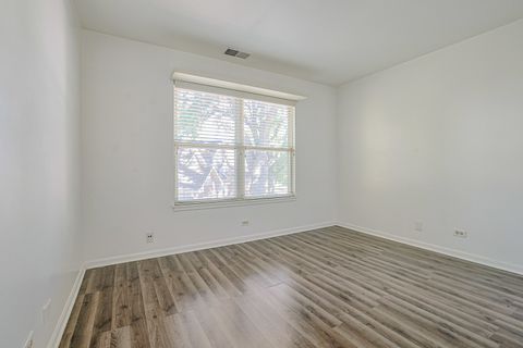 Tiny photo for 712 Shady Oaks Court, Elgin, IL 60120 (MLS # 12462919)