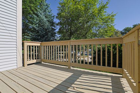 Tiny photo for 712 Shady Oaks Court, Elgin, IL 60120 (MLS # 12462919)