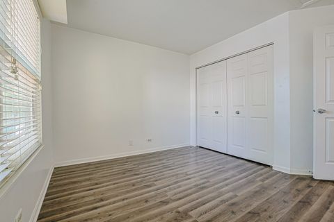 Tiny photo for 712 Shady Oaks Court, Elgin, IL 60120 (MLS # 12462919)