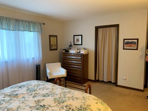 Tiny photo for 162 N Canyon Drive, Bolingbrook, IL 60490 (MLS # 12419618)