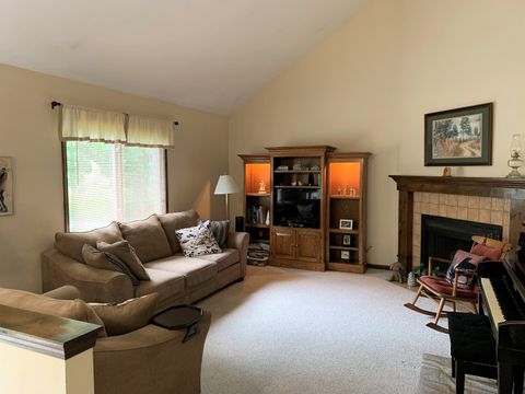 Tiny photo for 162 N Canyon Drive, Bolingbrook, IL 60490 (MLS # 12419618)