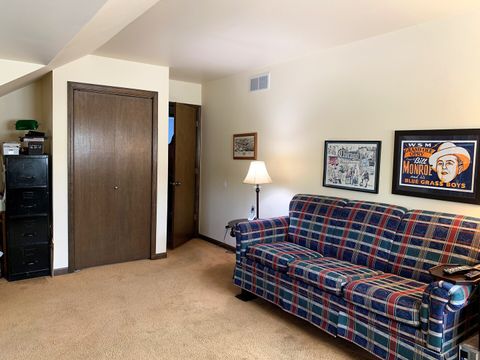 Tiny photo for 162 N Canyon Drive, Bolingbrook, IL 60490 (MLS # 12419618)