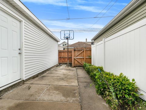 Tiny photo for 6118 W Grace Street, Chicago, IL 60634 (MLS # 12737214)