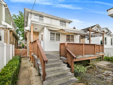 Tiny photo for 6118 W Grace Street, Chicago, IL 60634 (MLS # 12737214)