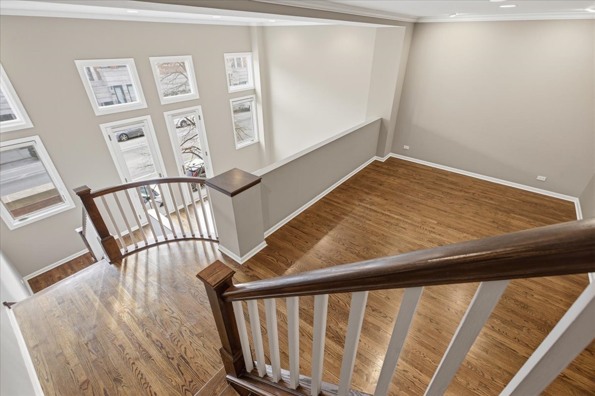 2017 N LINCOLN Avenue H