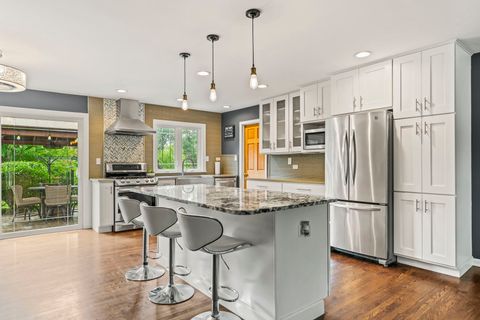 Tiny photo for 823 Anchor Court, Bartlett, IL 60103 (MLS # 12427752)